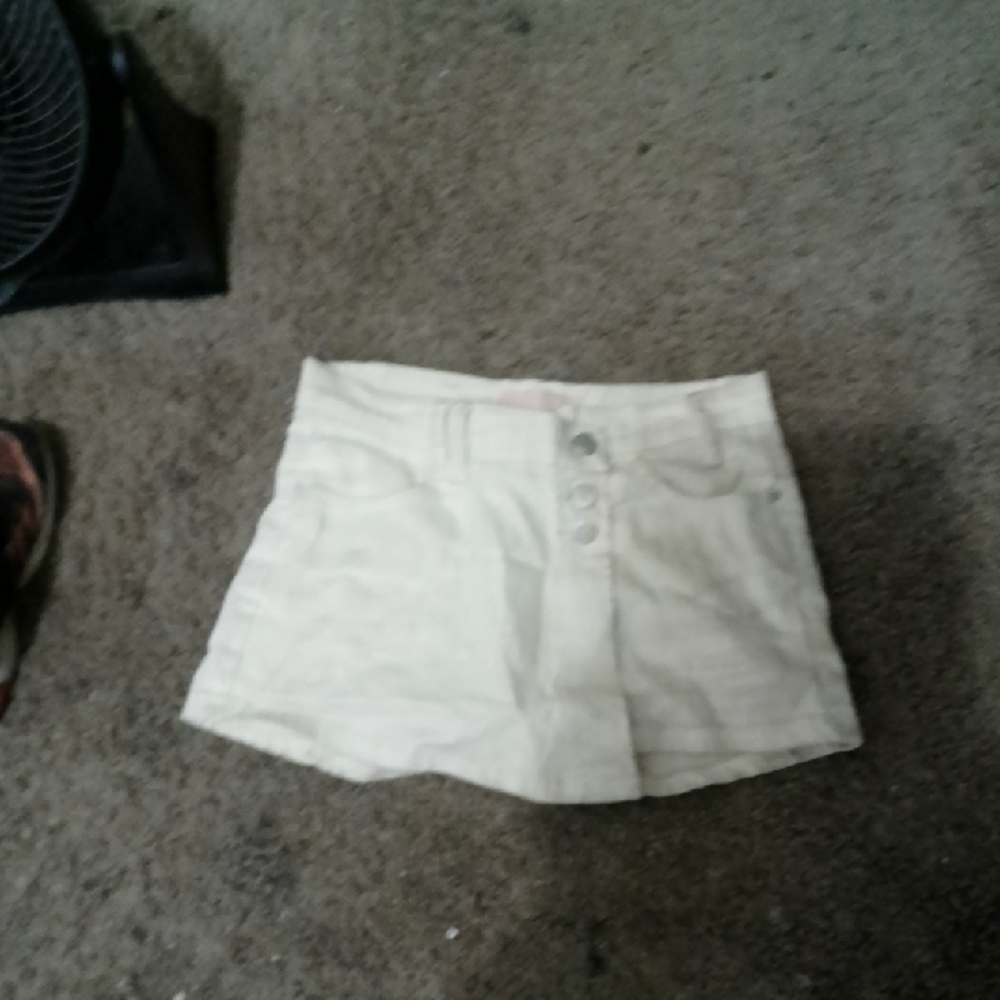 L&B White High Waist Shorts